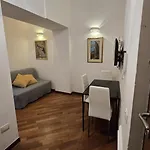 Appartement La Citta Vecchia House Centro Salerno