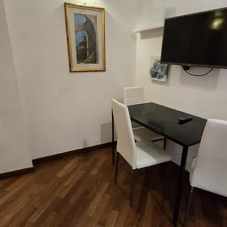 Apartment La Citta Vecchia House Centro Salerno